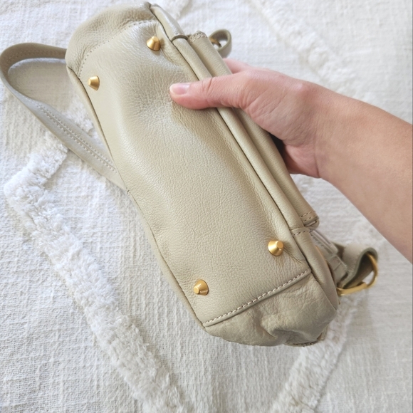 Stone Mountain Grey Shoulder Bag Purse - Picture 5 of 9